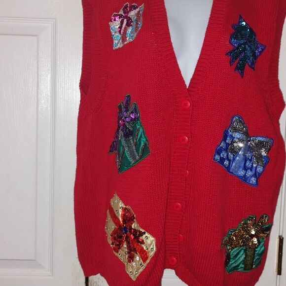 Work in Progress red Christmas Present sequin sweater vest cardigan Sz 2X - Picture 3 of 5